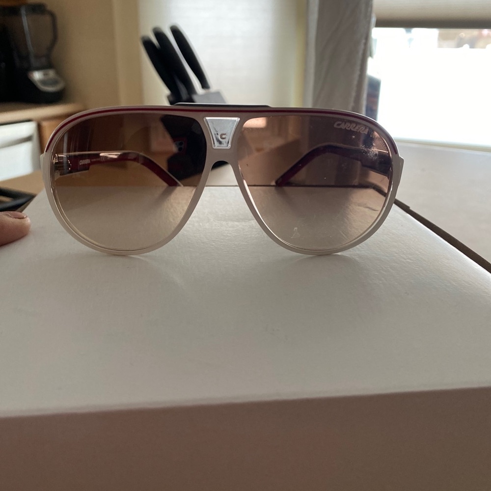 Carrera Sunglasses - Picture 4 of 4